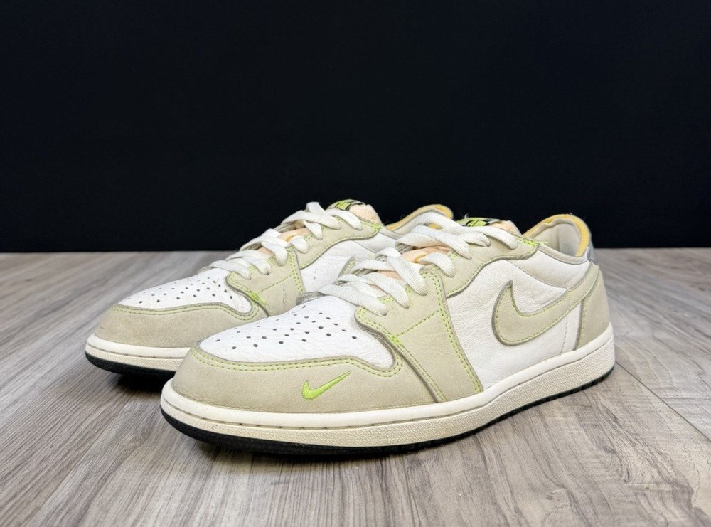 Air Jordan 1 Low OG Ghost Green White Black DM7837-103 Mens 10.5 Pre-Owned